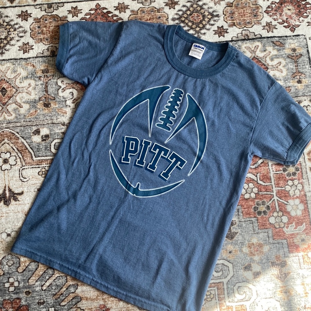 Pitt Football Tshirt Small
